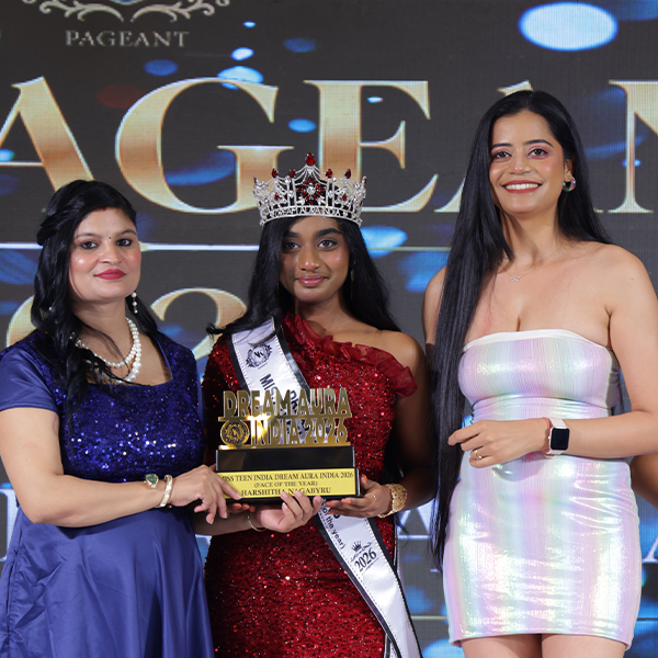 Miss Teen Karnataka Winner crowning 